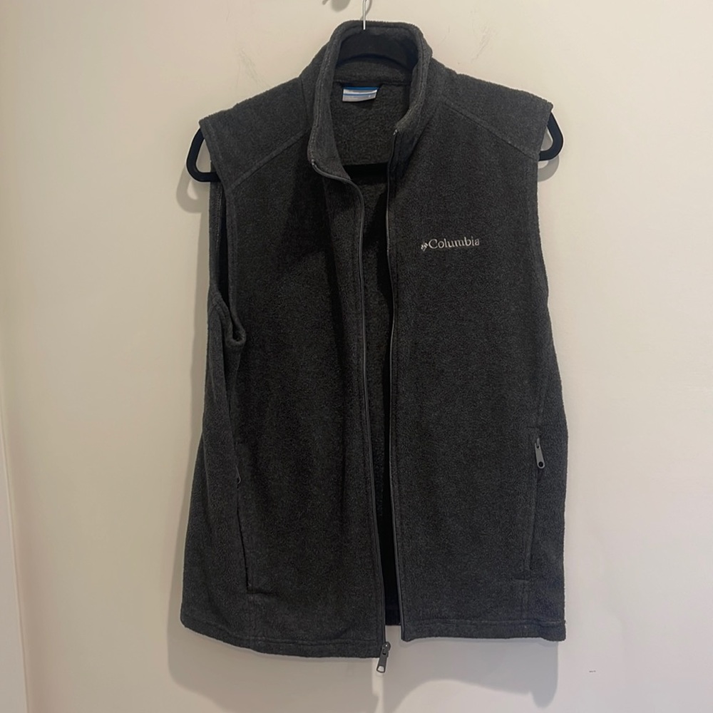 Women’s Columbia vest